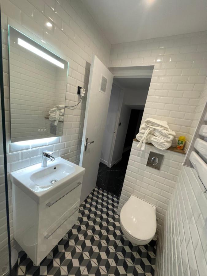 Appartement Hors Du Commun Avec Son Jacuzzi Salies-de-Béarn Kültér fotó
