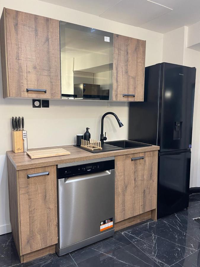 Appartement Hors Du Commun Avec Son Jacuzzi Salies-de-Béarn Kültér fotó